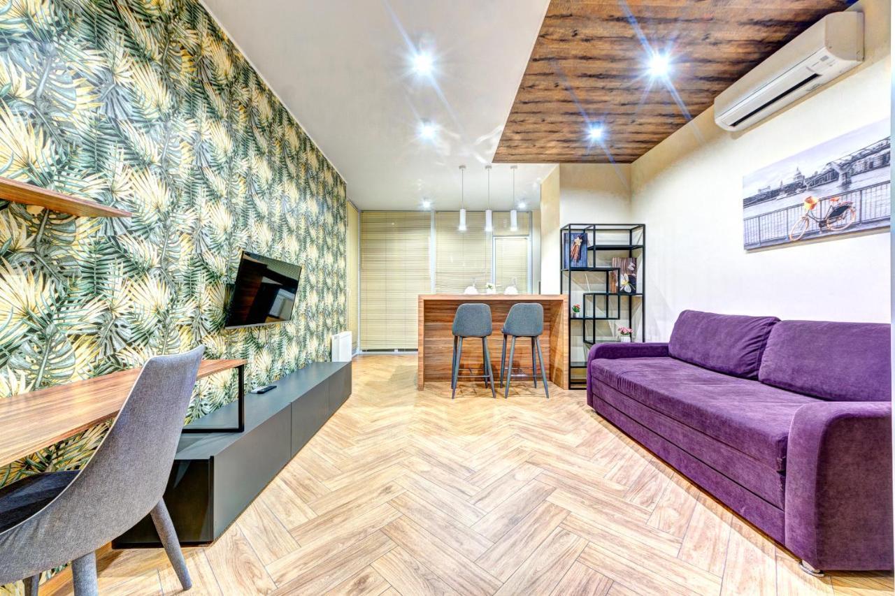 Apartment On The Street. Evgeniya Konovalets, 36B Κίεβο Εξωτερικό φωτογραφία